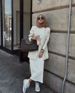 Chic Hijab Style Ideas With Blazer