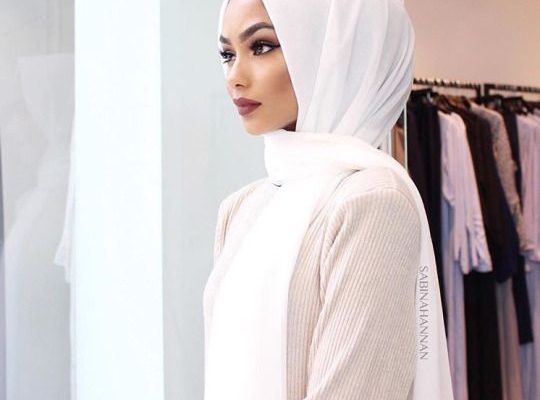 Daily Style Ideas With White Hijab Scarf