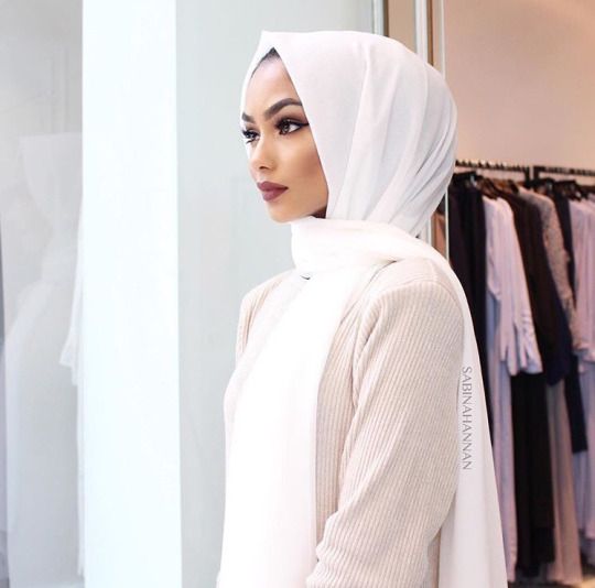 Daily Style Ideas With White Hijab Scarf - Hijab-style.com