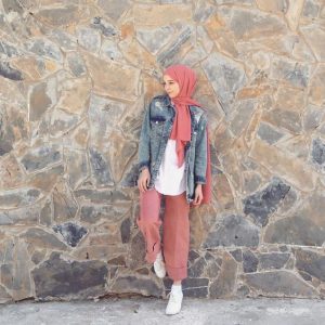 Denim hijab style