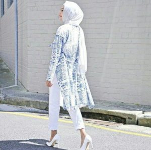 hijab daily wear with white hijab