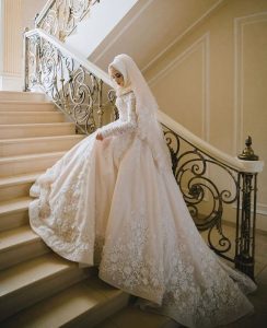 Elegant Hijab Bridal Look Ideas To Wear At Your Wedding