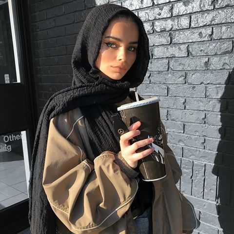 Style Hijab With Crinkle Pashmina