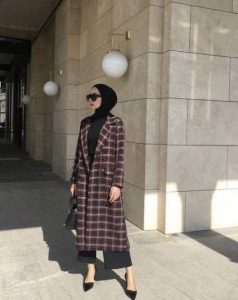 Hijab And Coat Style You Need To Warm Up Your Body This Season