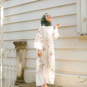 Fashion Trend With Statement Dress For Hijab Outfit