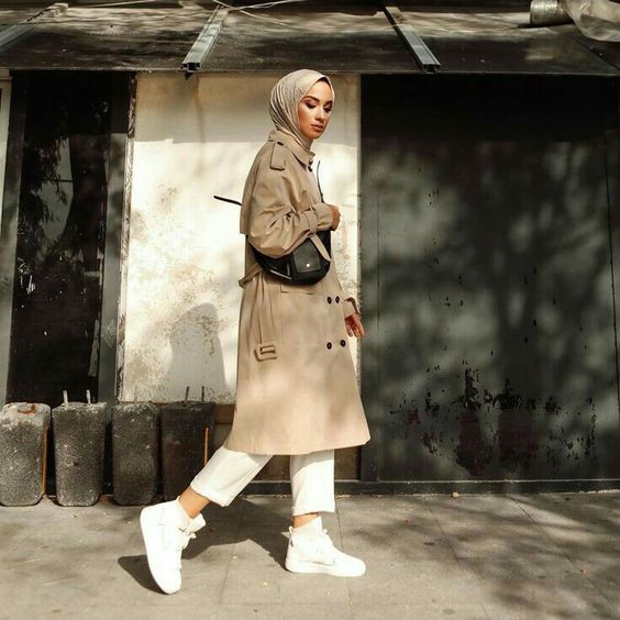 Chic Hijab Trench Coat Outfit Ideas For Spring