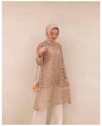 Elegant But Simple Wedding Guest Outfit For Hijabis