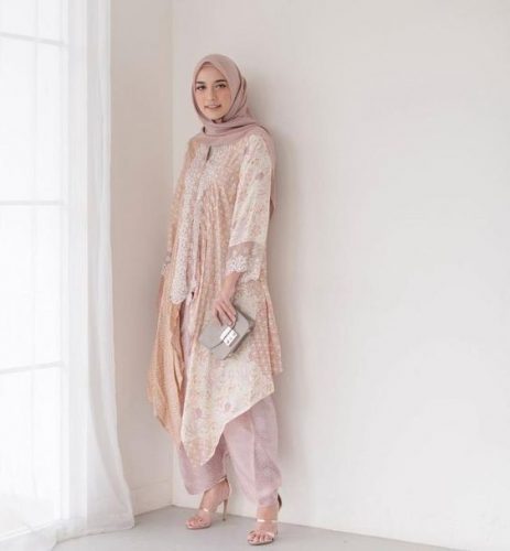 Elegant But Simple Wedding Guest Outfit For Hijabis