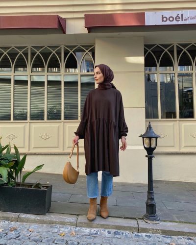 Chic Ways to Style Boots For Hijab Outfit
