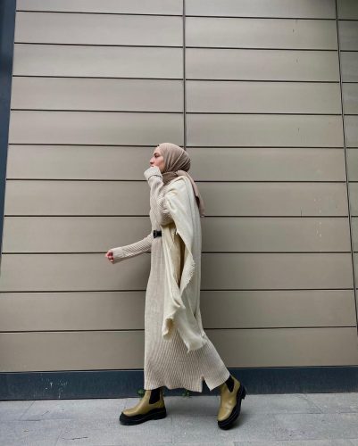 Chic Ways to Style Boots For Hijab Outfit