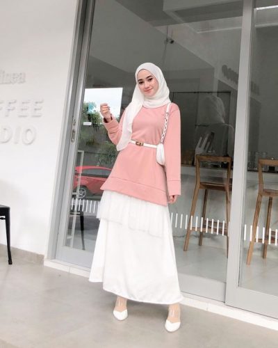 Chic Ways to Style Pink Hijab Outfit Looks