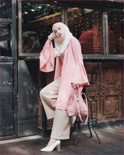 Chic Ways to Style Pink Hijab Outfit Looks