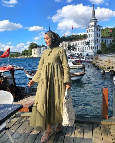 2021’s Spring Trend Hijab Look Ideas With Maxi Dresses