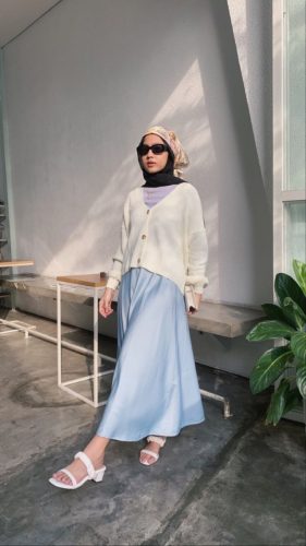Chic Hijab Outfit Inspired By Korean Style