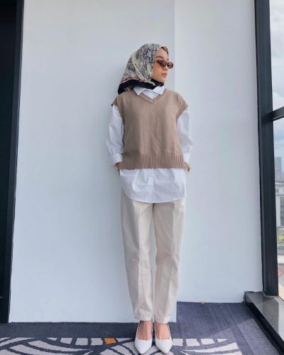 Chic Hijab Outfit Inspired By Korean Style