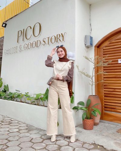 Chic Hijab Outfit Inspired By Korean Style