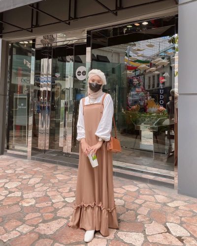Chic Hijab Outfit Inspired By Korean Style