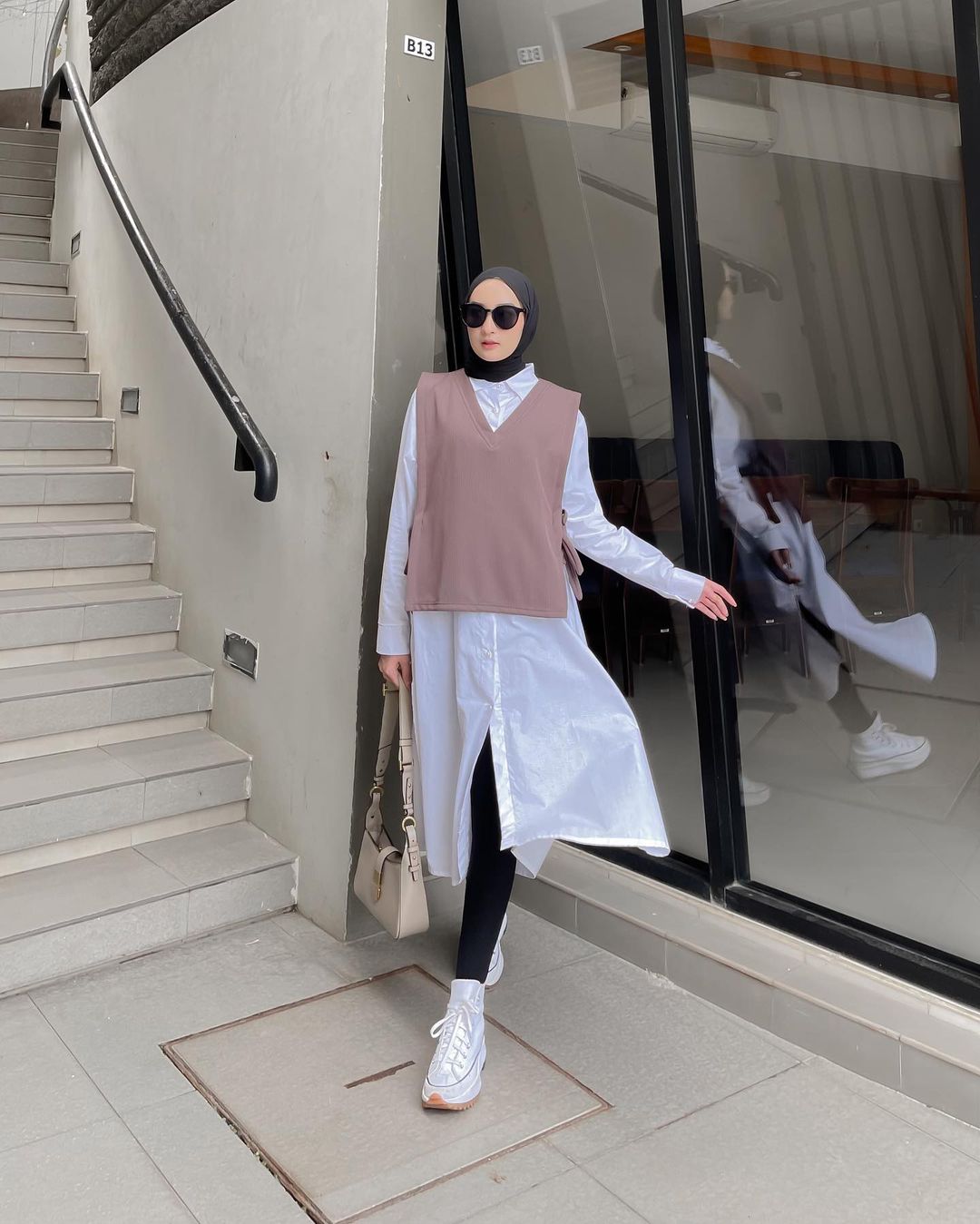 How to Style White For Hijab Style For Summer Looks