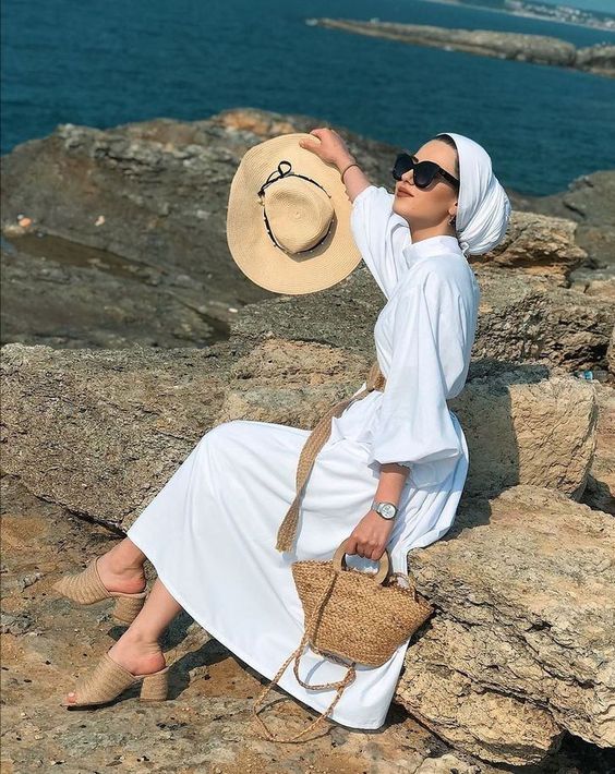 How to Pull Off Summer White Dresses For Hijab Style