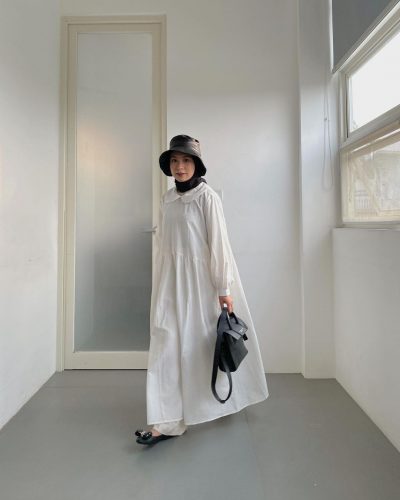 How to Pull Off Summer White Dresses For Hijab Style