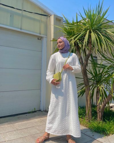 How to Pull Off Summer White Dresses For Hijab Style