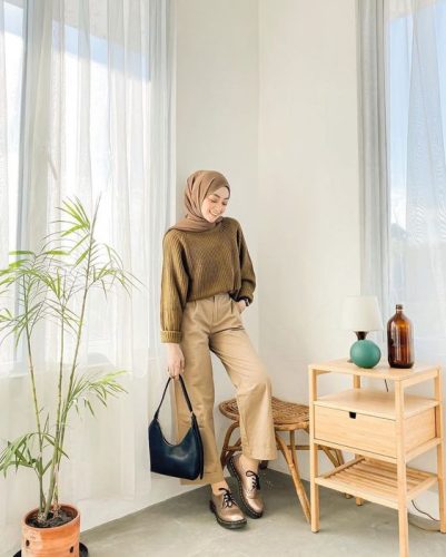 Chic Ways To Pull Off Knitwear For Hijab Outfit This Fall