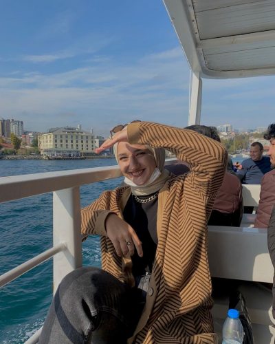 Chic Ways To Pull Off Knitwear For Hijab Outfit This Fall