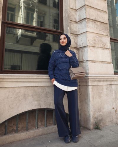 Chic Ways To Pull Off Knitwear For Hijab Outfit This Fall