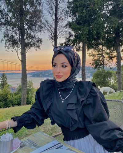 4 Timeless Jewelry Trends That Will Make Your Hijab Outfit Stand Out