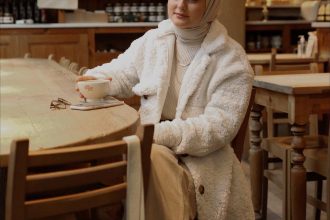 Comfiest Jacket To Complete Your Hijab Winter OOTD