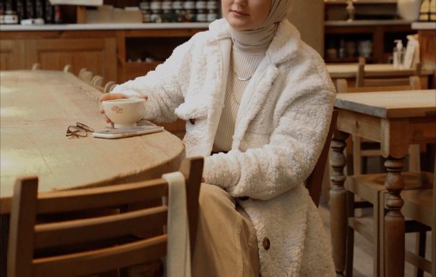 Comfiest Jacket To Complete Your Hijab Winter OOTD