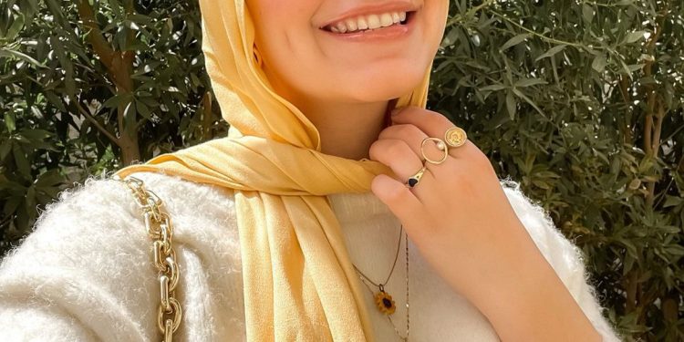 Hijab Looks With Statement Rings Trend To Wear On Repeat This Summer