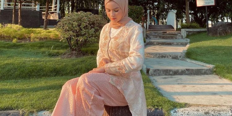Celebrating Eid 2022 Starter Pack: Stylish Outfits To Copy Right Now
