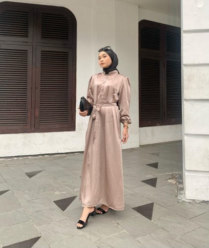 These Beautiful Raya Looks Can Be Your Next Wedding Guest Outfit Ideas