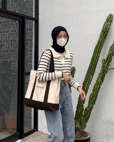 Casual Hijab Outfit Ideas That Are Perfect With Oversized Tote Bag