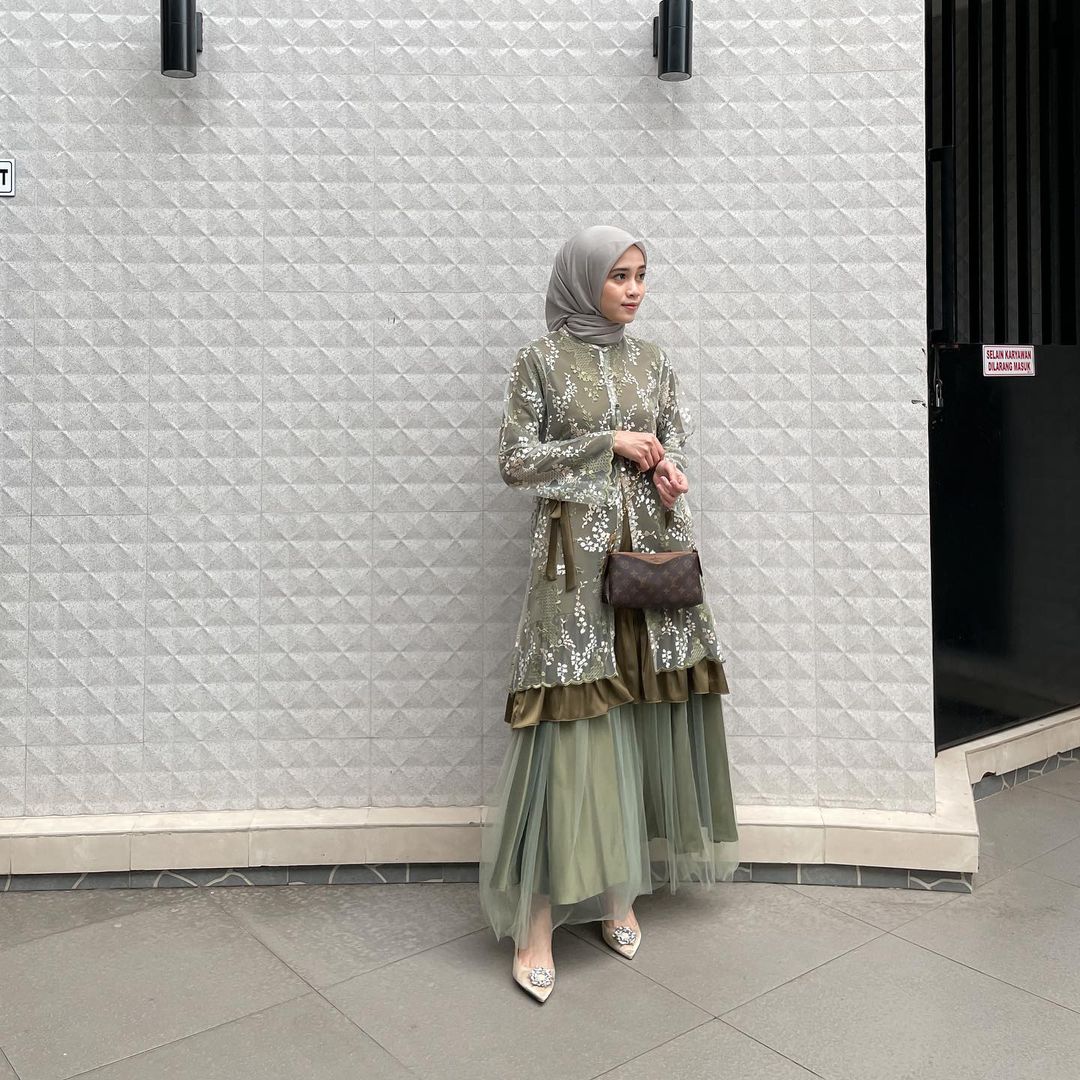 Hijab Styling Ideas To Wear On A Fall Wedding