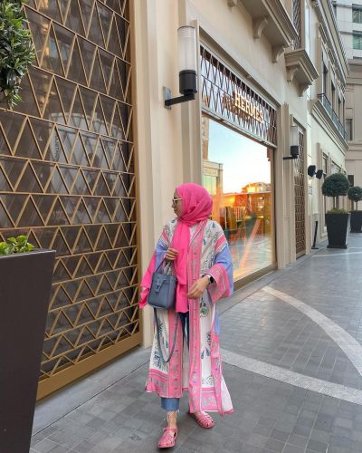 Stylish Ways To Wear Floral For Fall Hijab Look 2022