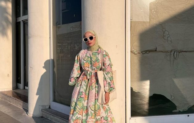 Stylish Ways To Wear Floral For Fall Hijab Look 2022