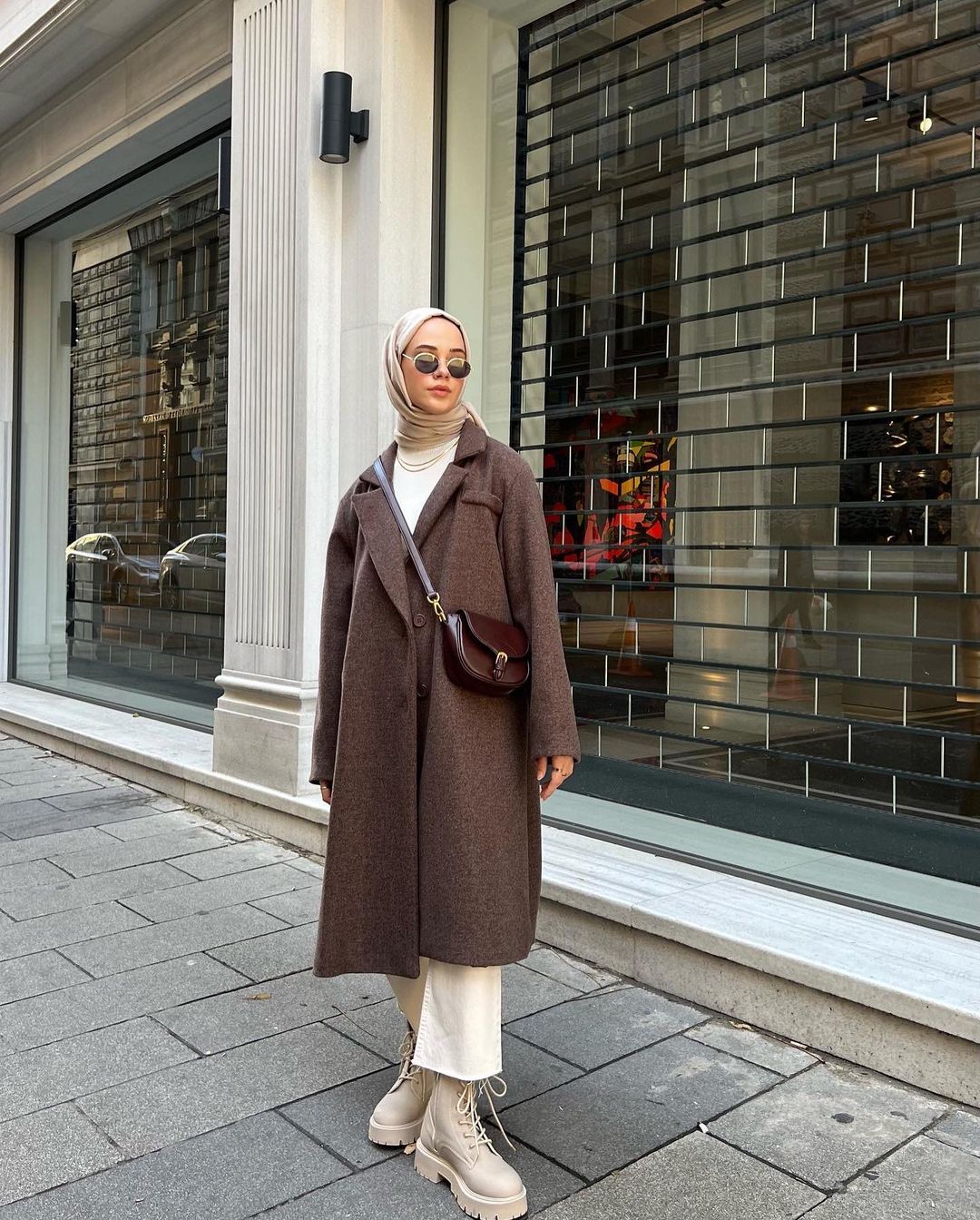 How To Wear Oversized Camel Coat For Hijab Winter Outfit