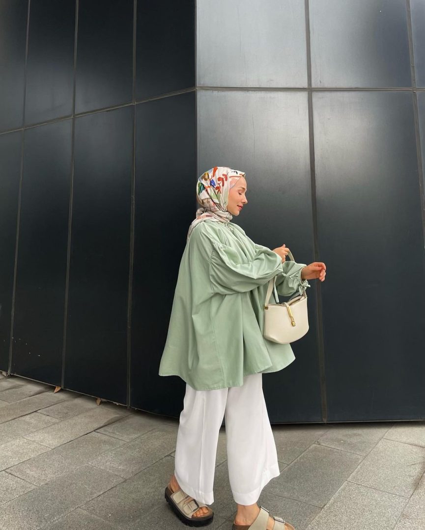 How to Create a Timeless Hijab Wardrobe with Essential Pieces
