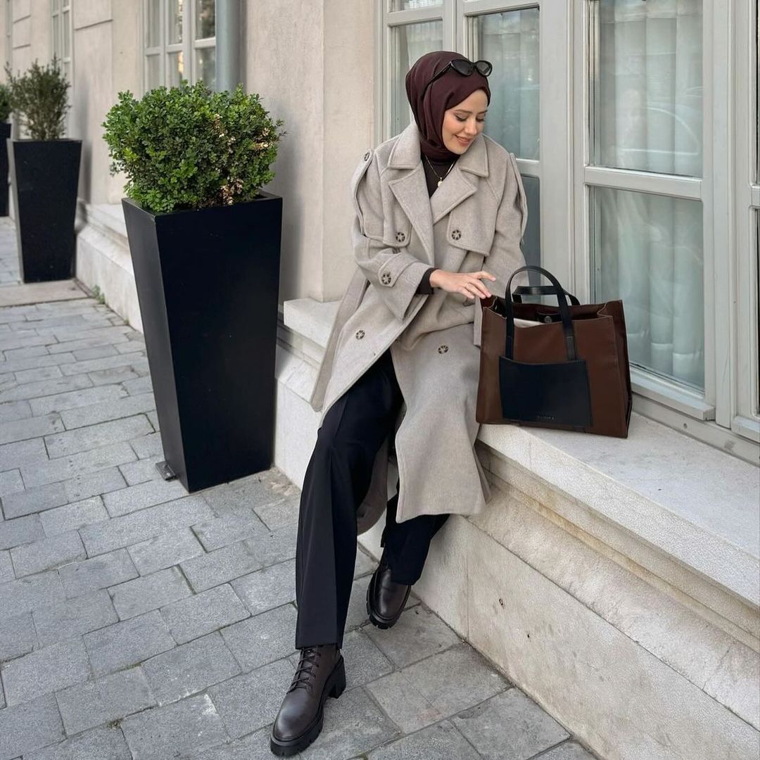 The Ultimate Guide to Styling Hijab Outfit with Chunky Boots