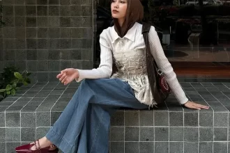 5 Chic Y2k Hijab Outfit Ideas We'll Be Taking Into Autumn This Year
