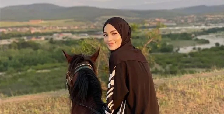 Yes, I Wear Cowboy Clothing, Here’s How I Style It Modestly in 2025!
