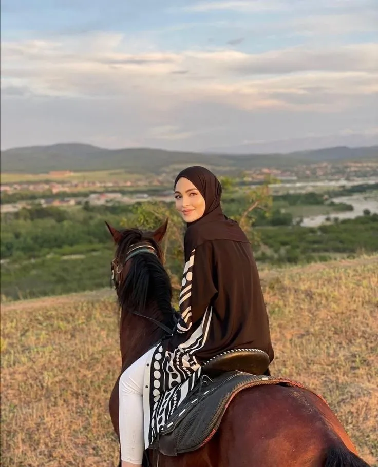 Yes, I Wear Cowboy Clothing, Here’s How I Style It Modestly in 2025!