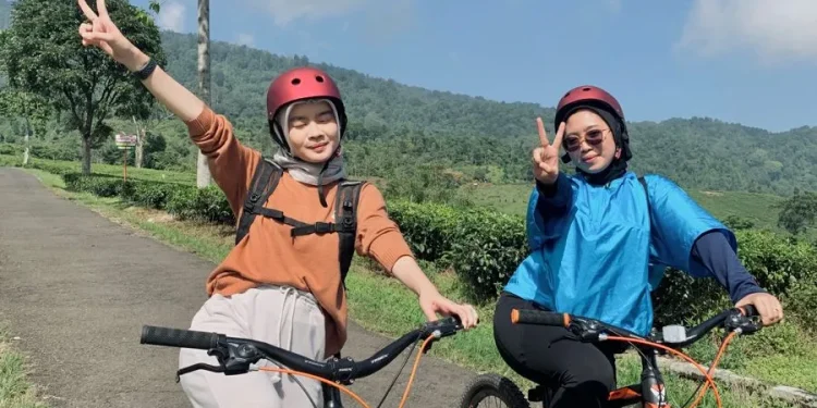 5 Things I Learned While Hill Cycling in a Hijab This Year