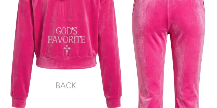 5 Hijab-Friendly Ways I'm Styling Y2K Shirts for Every October Party on My Calendar
