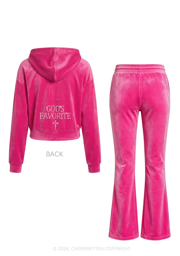 5 Hijab-Friendly Ways I'm Styling Y2K Shirts for Every October Party on My Calendar
